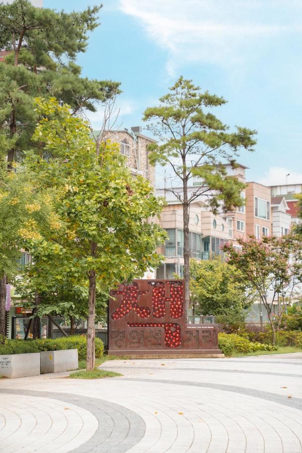 Likeu Guest House Seoul Exteriör bild